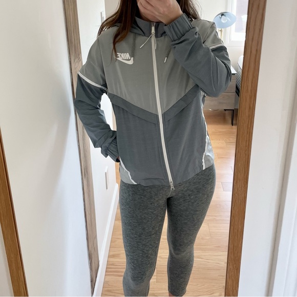 Nike Jacket EUC - Picture 7 of 7